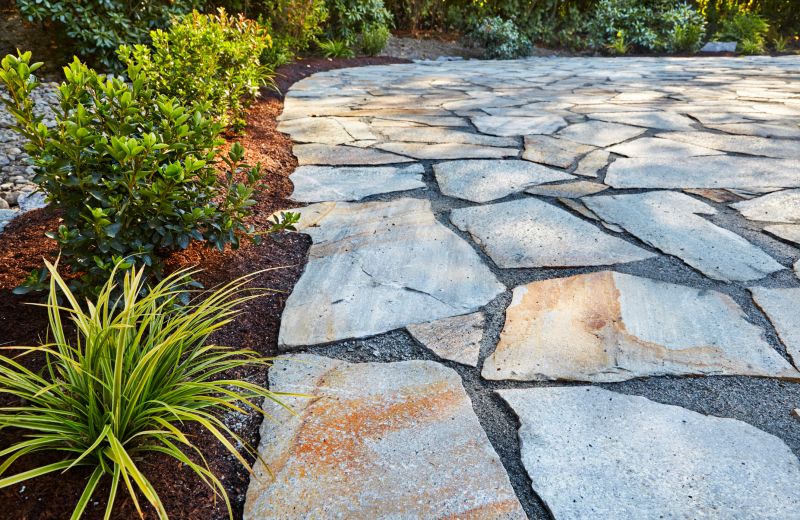 Common Types Of Flagstone Used For Patios And Walkways