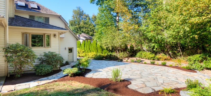 Flagstone Patio Installation Costs — Cost of Flagstone Patio Installation